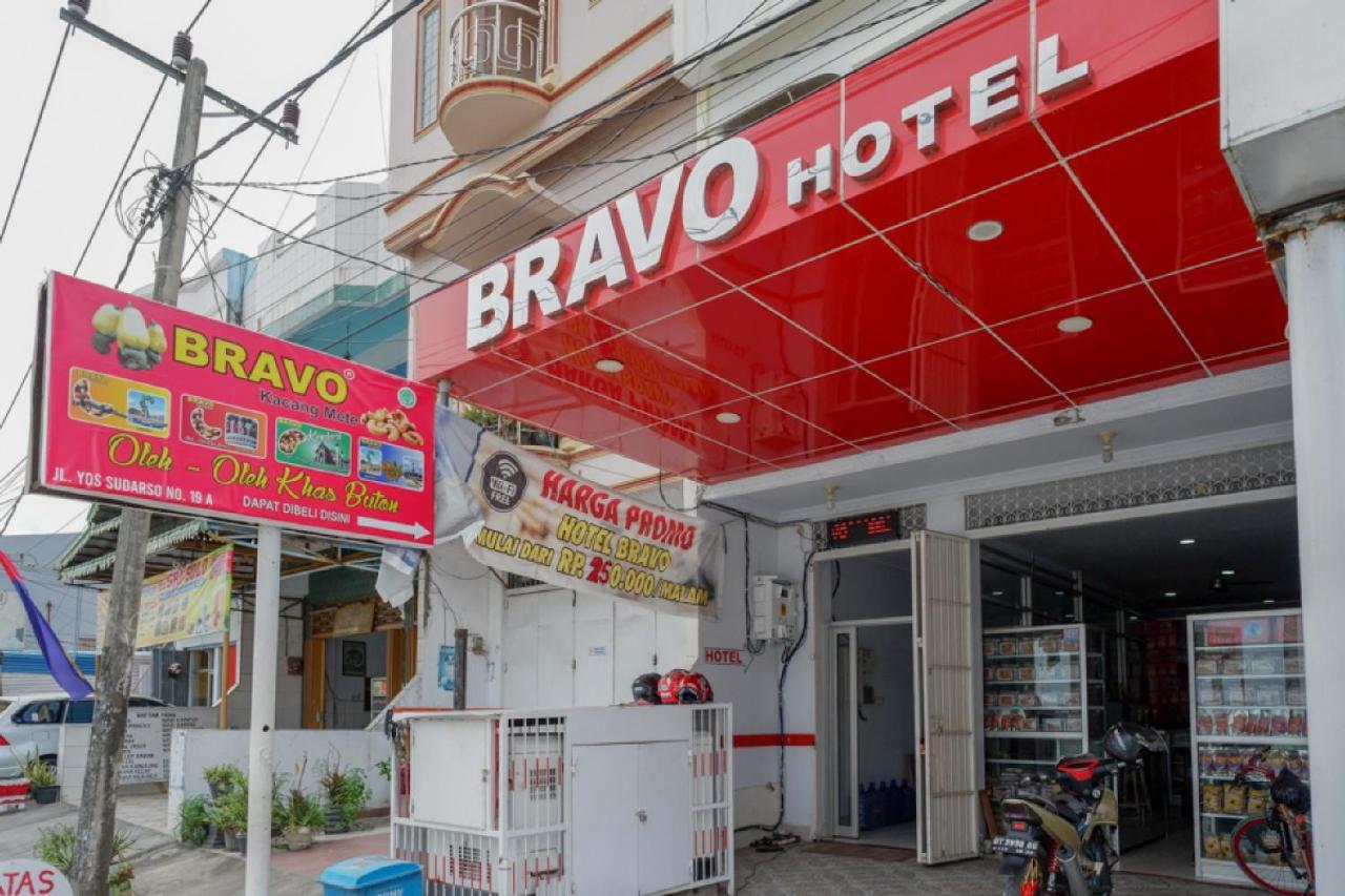 Reddoorz @ Hotel Bravo Pantai Kamali Bau Bau Baubau Ngoại thất bức ảnh